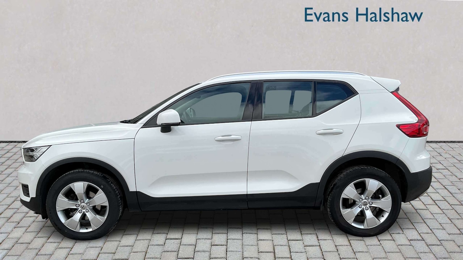 Used Volvo XC40 2019 for sale - 77886142: Photo 4