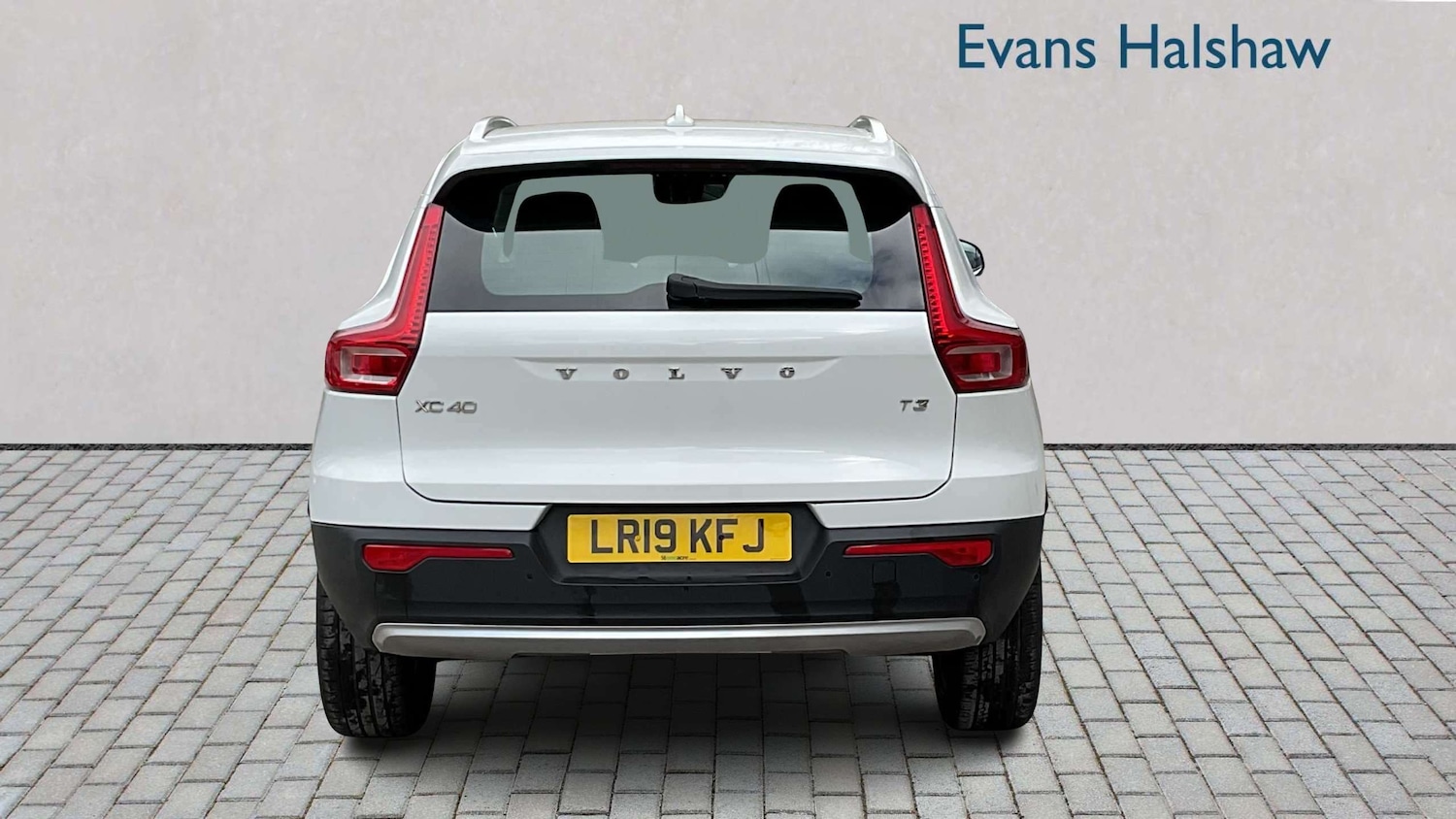 Used Volvo XC40 2019 for sale - 77886142: Photo 5