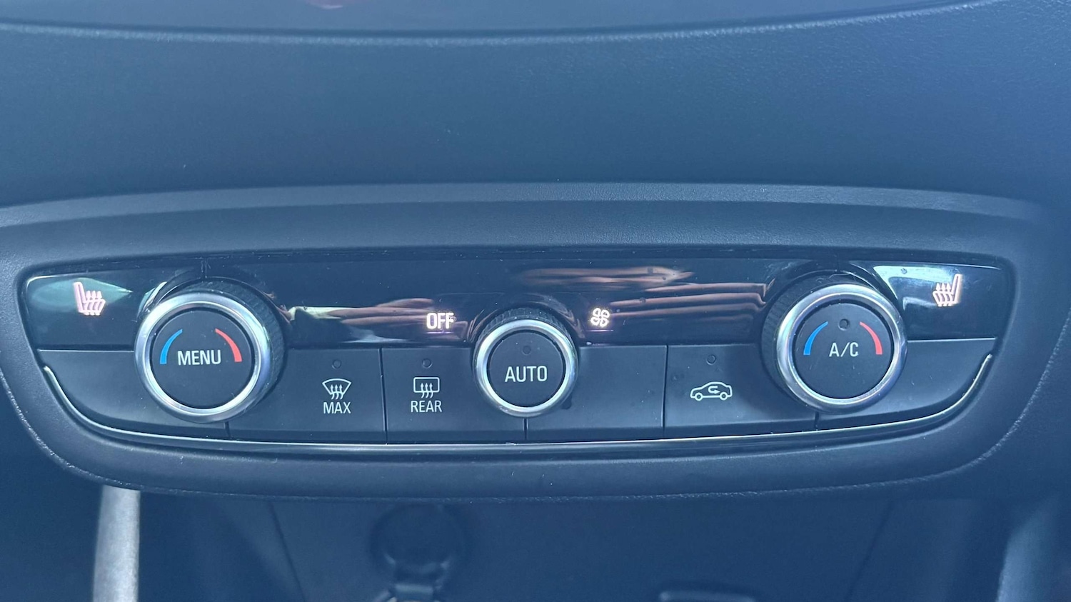 Used Vauxhall Crossland 2021 for sale - 78090061: Photo 12