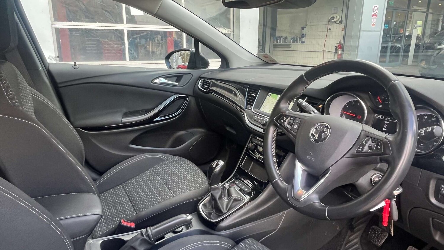 Used Vauxhall Astra for sale - 77860720: Photo 8