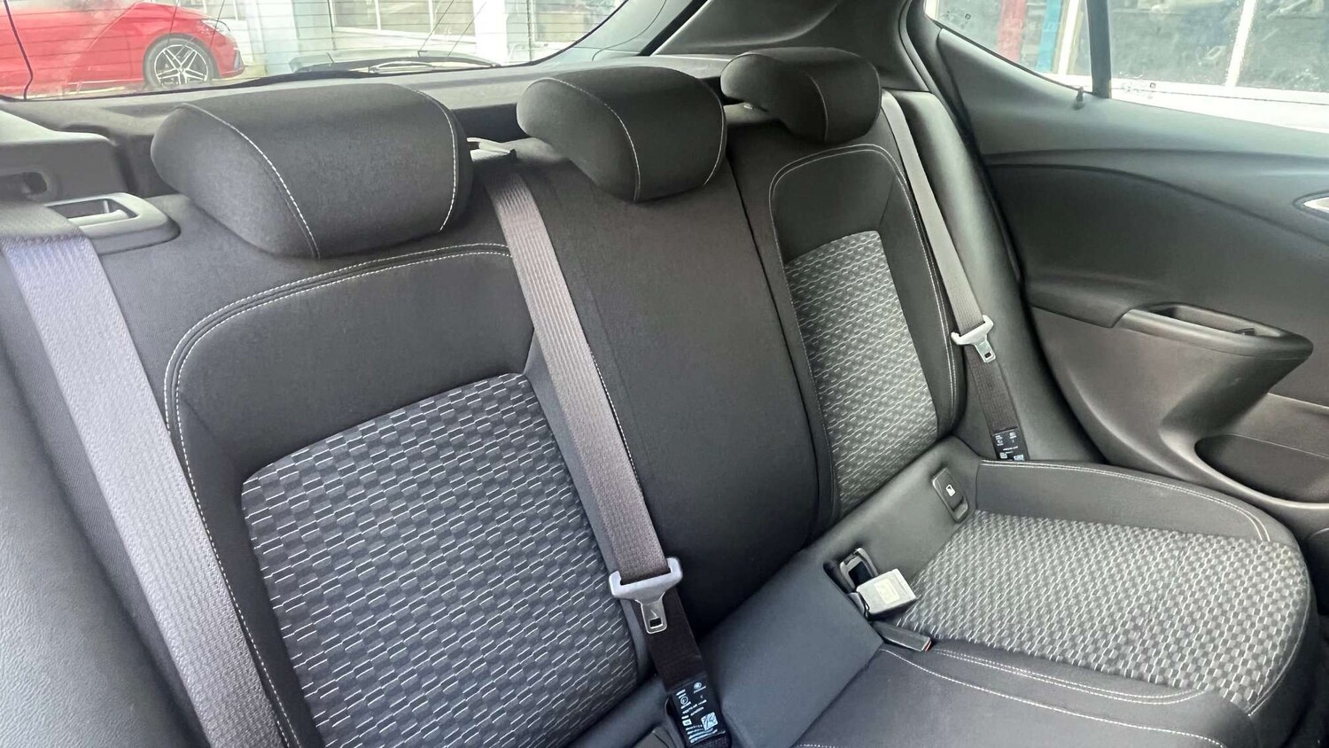 Used Vauxhall Astra for sale - 77860720: Photo 9