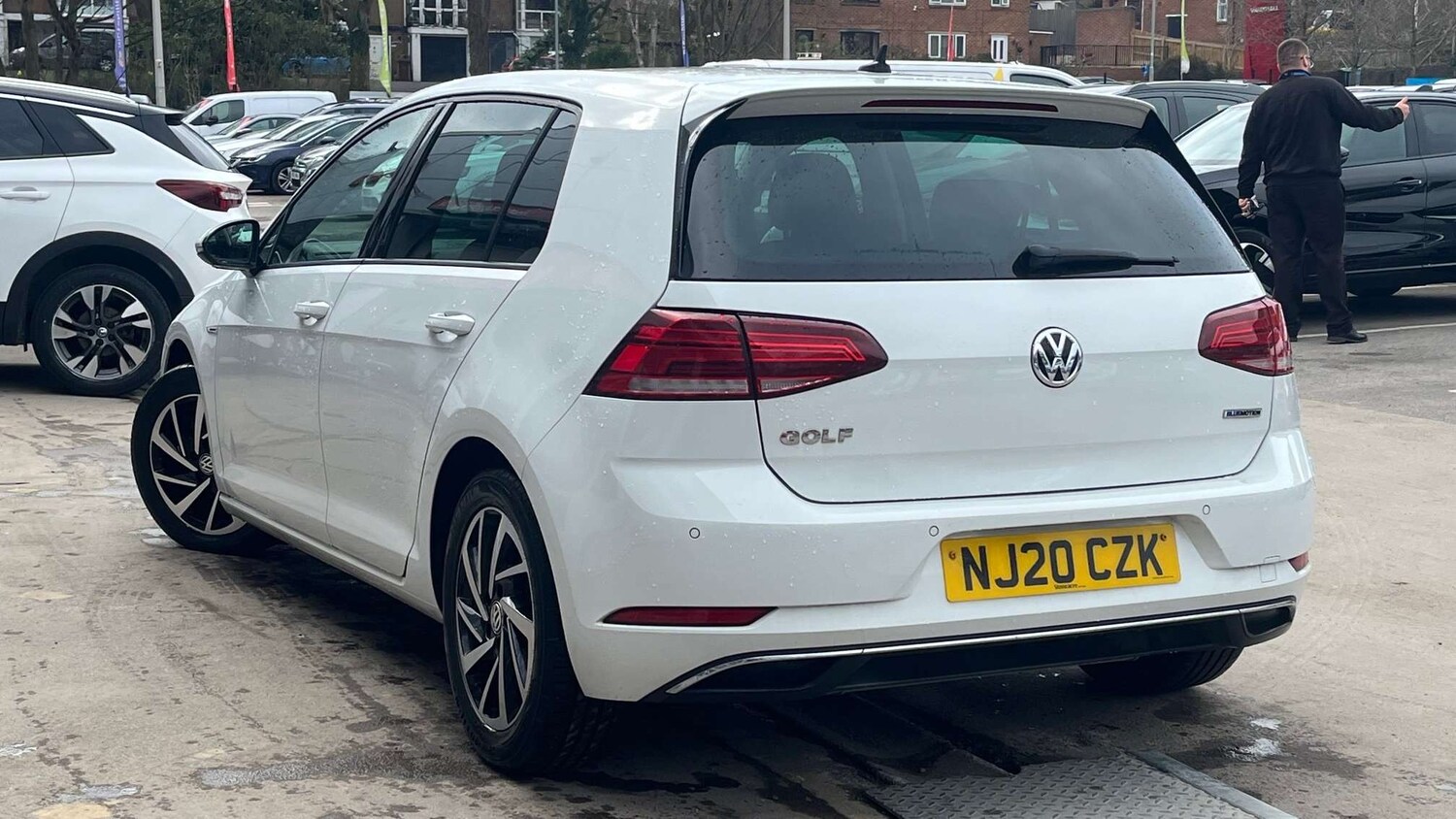 Used Volkswagen Golf 2020 for sale - 77960885: Photo 3