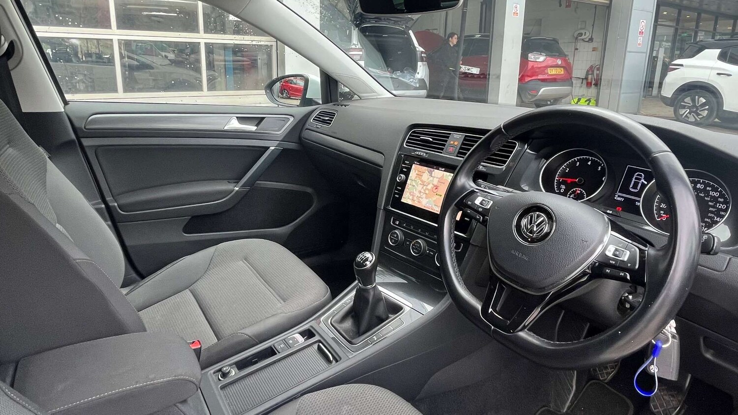 Used Volkswagen Golf 2020 for sale - 77960885: Photo 8