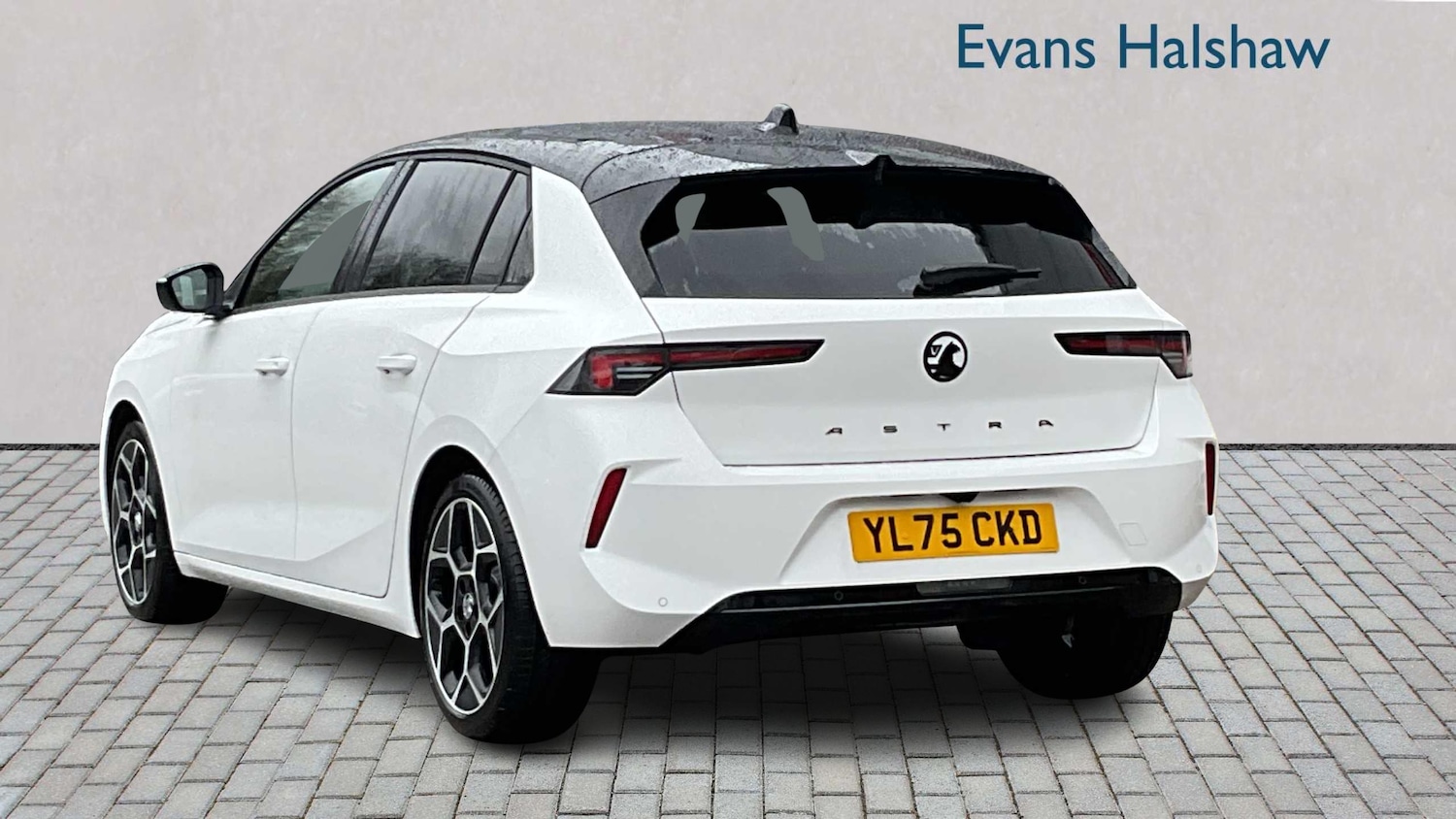 Used Vauxhall Astra 2025 for sale - 77857351: Photo 3