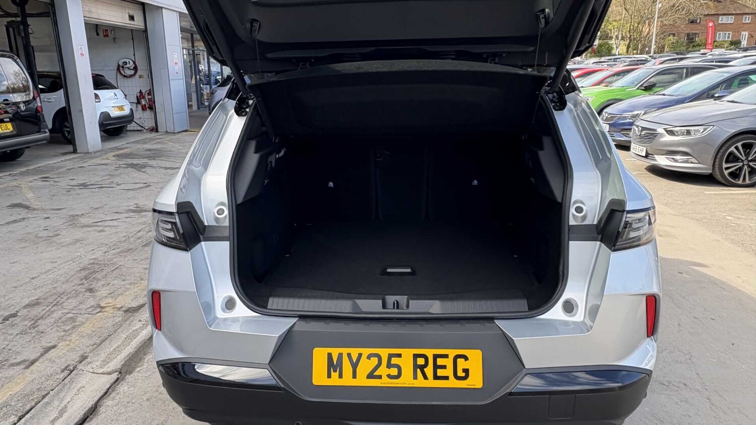 Used Vauxhall Grandland 2025 for sale - 77857832: Photo 13