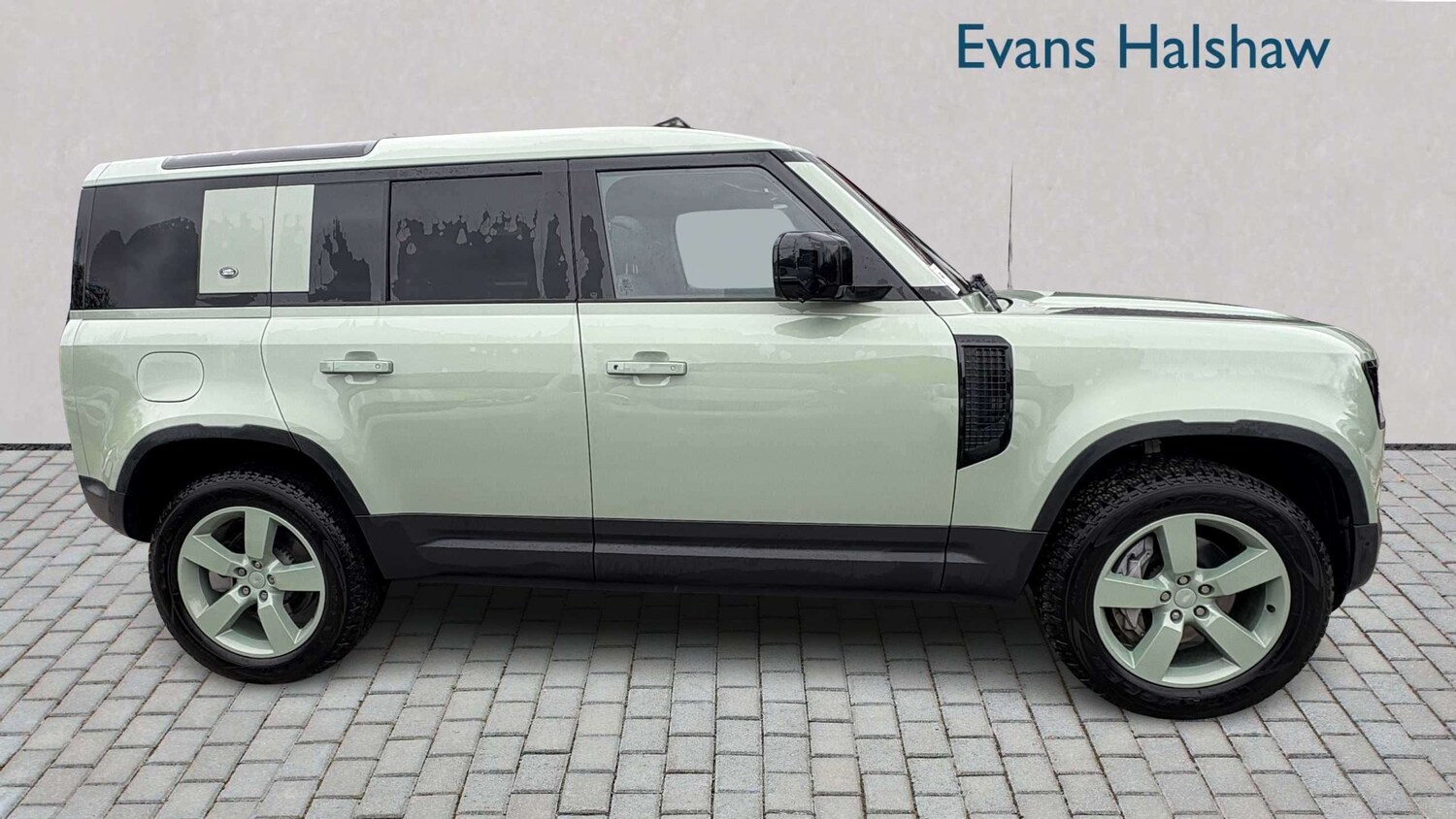 Used Land Rover Defender for sale - 78052274: Photo 7