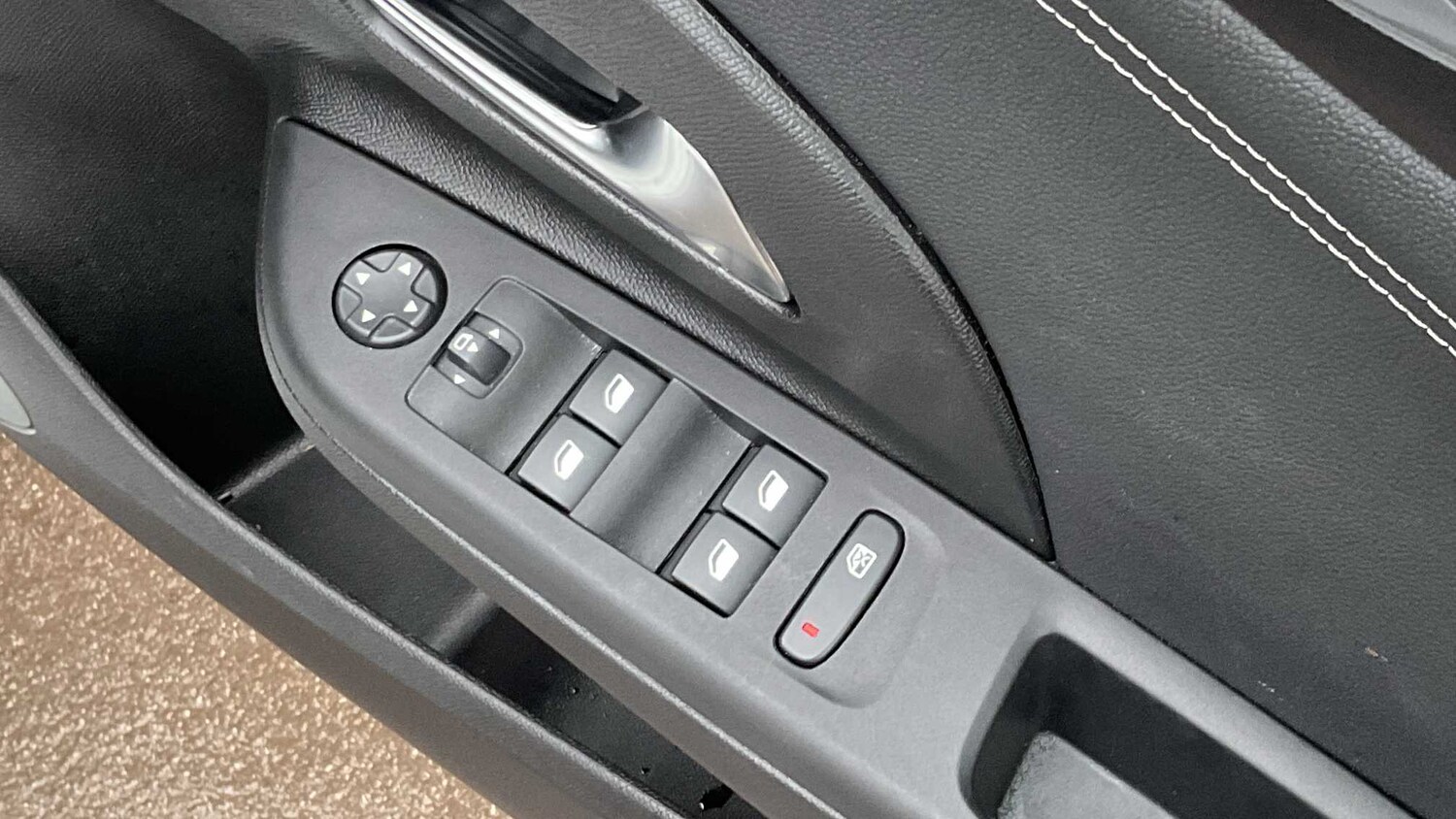 Used Vauxhall Corsa for sale - 77861035: Photo 28