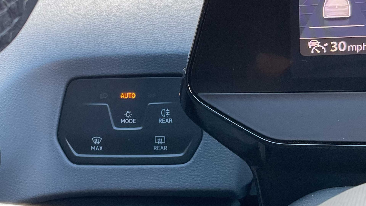 Used Volkswagen ID.3 2020 for sale - 78188151: Photo 27