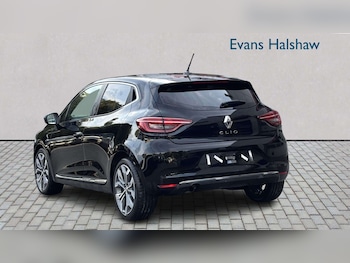 Used Renault Clio 2021 for sale - 79499780: Photo