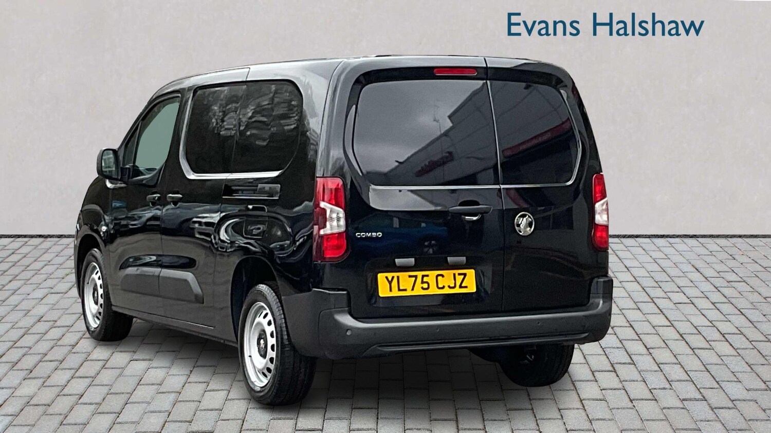 Used Vauxhall Combo 2025 for sale - 77860543: Photo 3