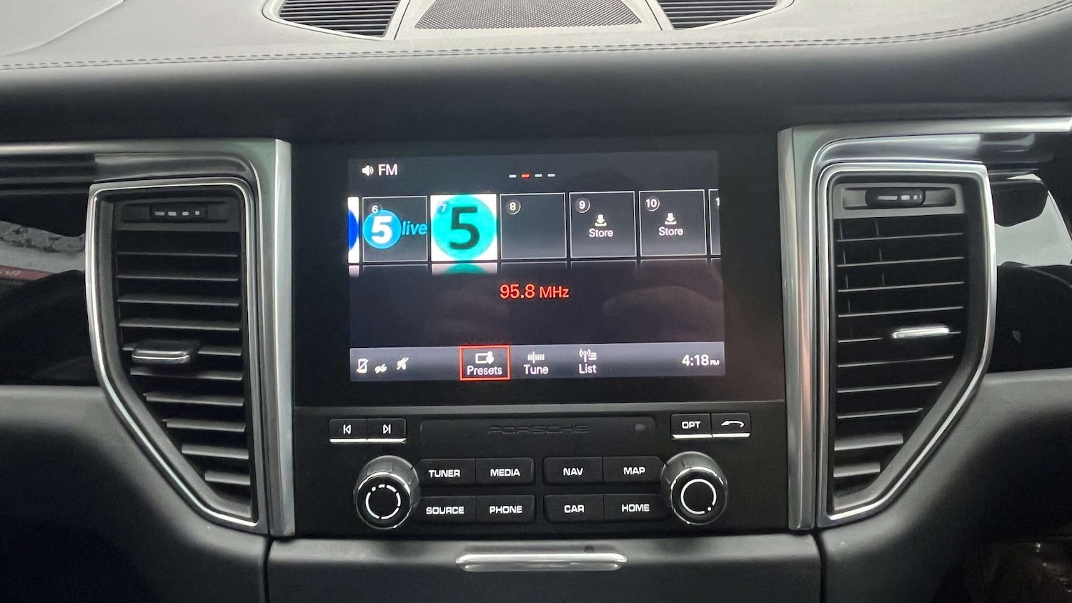 Used Porsche Macan 2018 for sale - 78010359: Photo 17