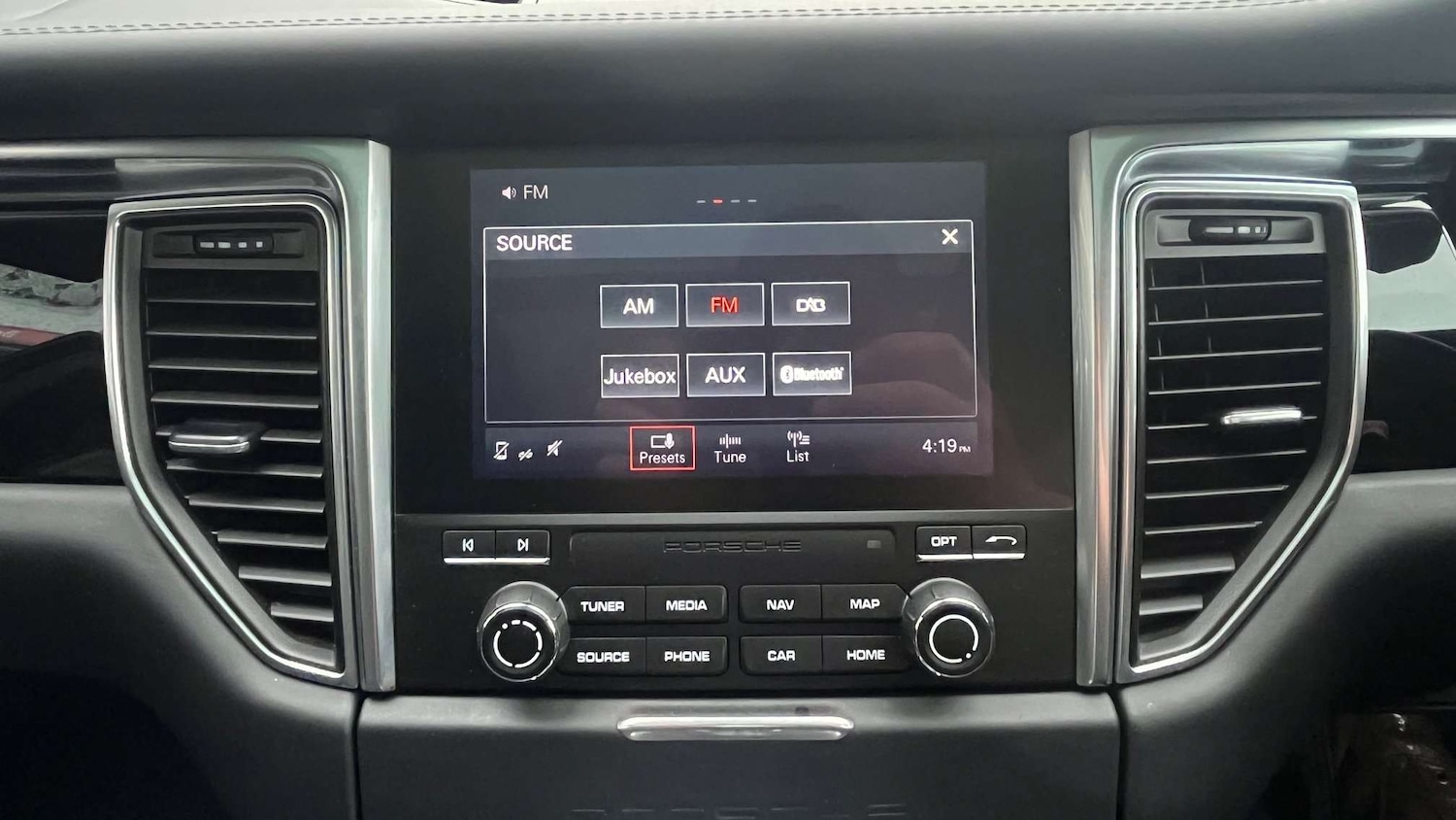 Used Porsche Macan 2018 for sale - 78010359: Photo 19