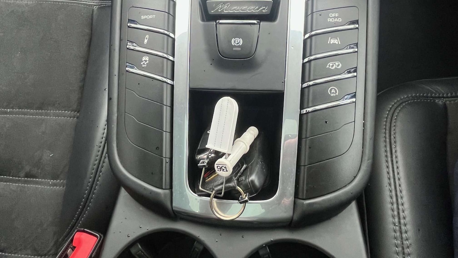 Used Porsche Macan 2018 for sale - 78010359: Photo 24