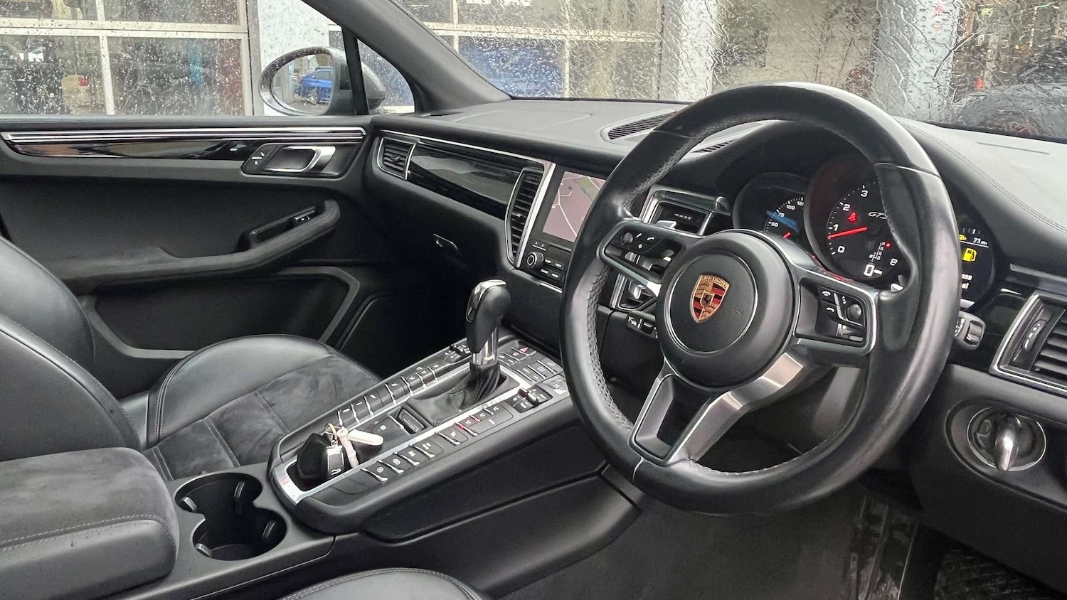 Used Porsche Macan 2018 for sale - 78010359: Photo 9