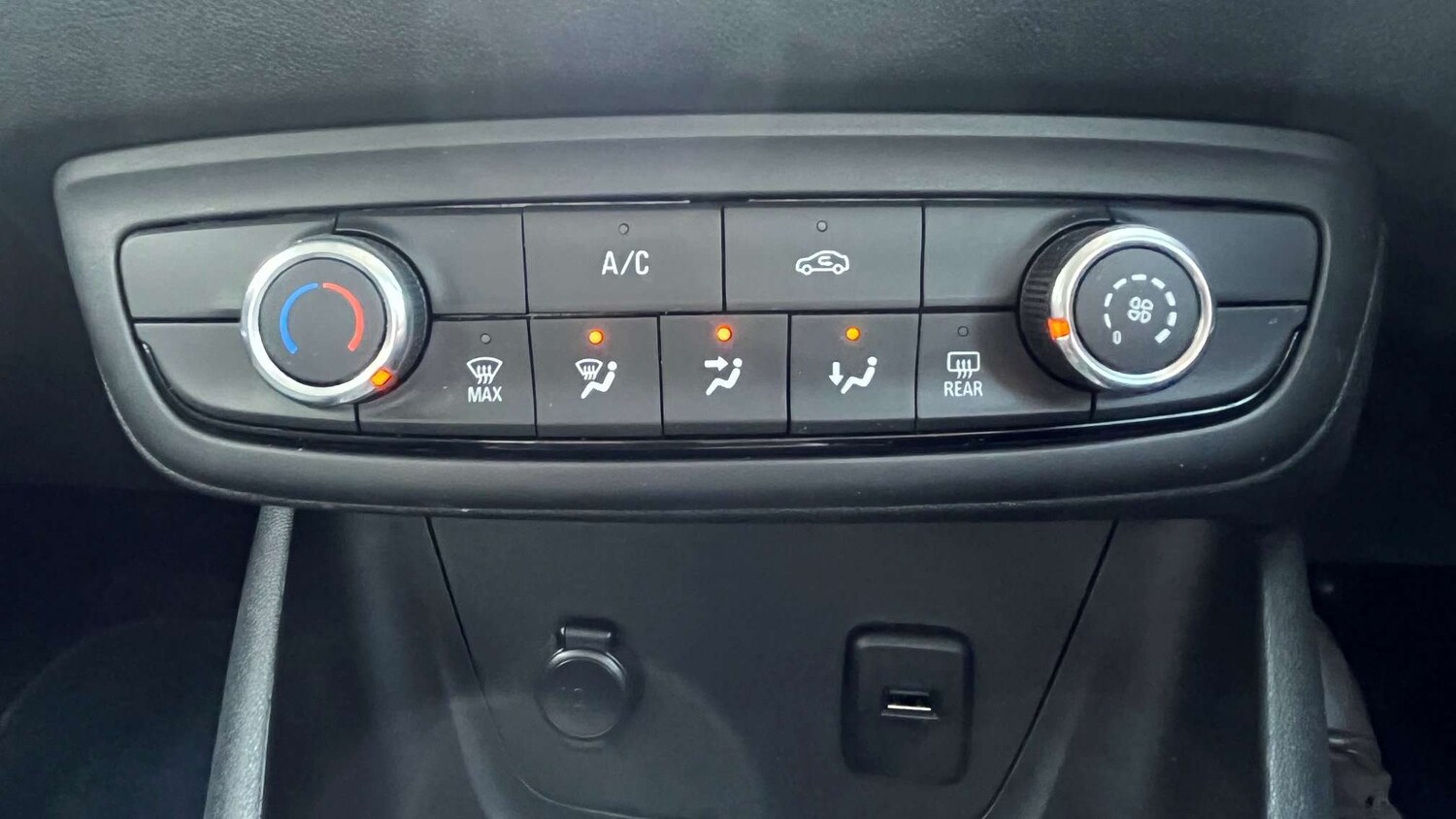 Used Vauxhall Crossland 2021 for sale - 78037843: Photo 12