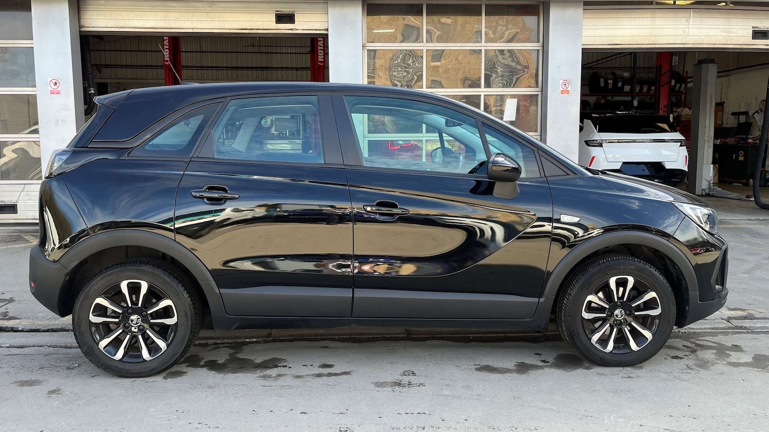 Used Vauxhall Crossland 2021 for sale - 78037843: Photo 5