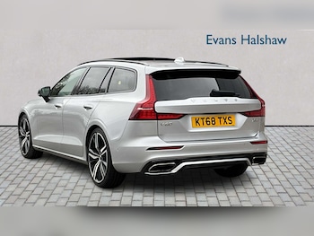Used Volvo V60 2019 for sale - 78294704: Photo