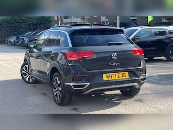 Used Volkswagen T-Roc 2021 for sale - 78161485: Photo