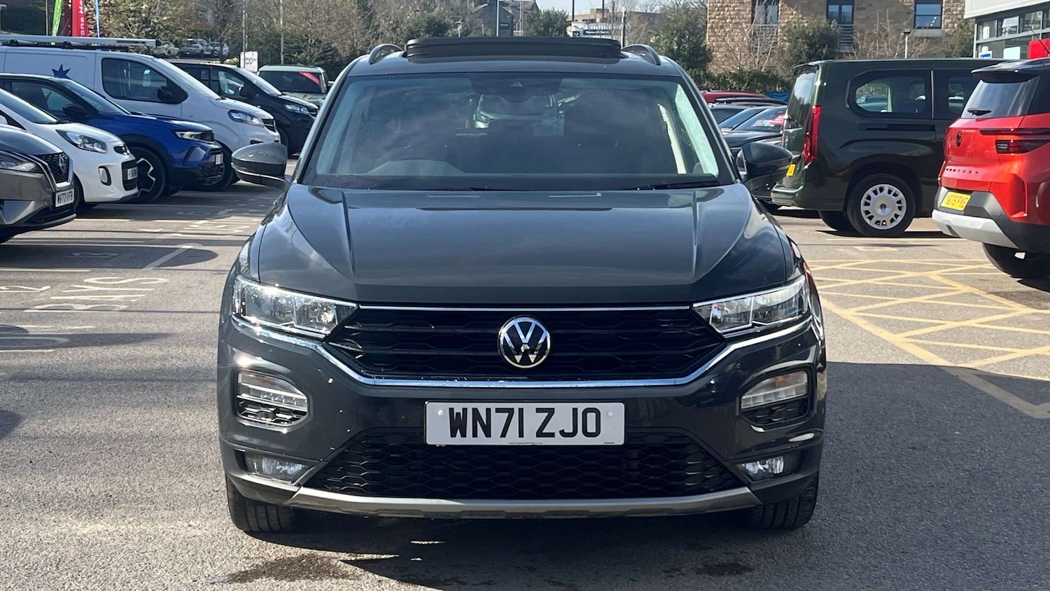 Used Volkswagen T-Roc 2021 for sale - 78161485: Photo 4