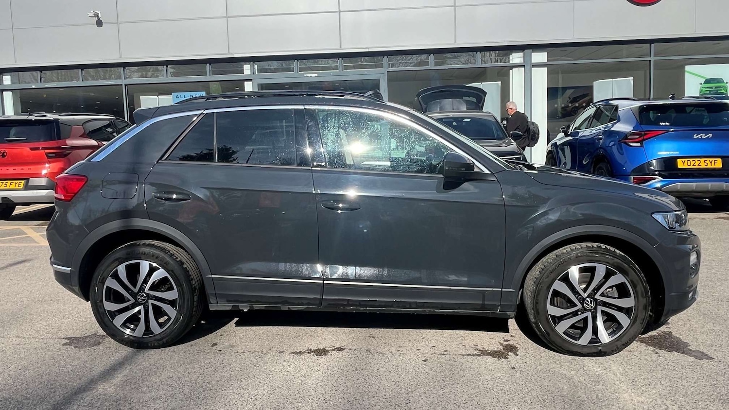 Used Volkswagen T-Roc 2021 for sale - 78161485: Photo 5