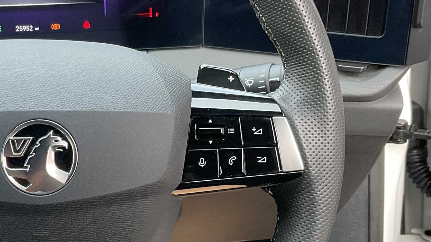 Used Vauxhall Astra for sale - 77860875: Photo 18