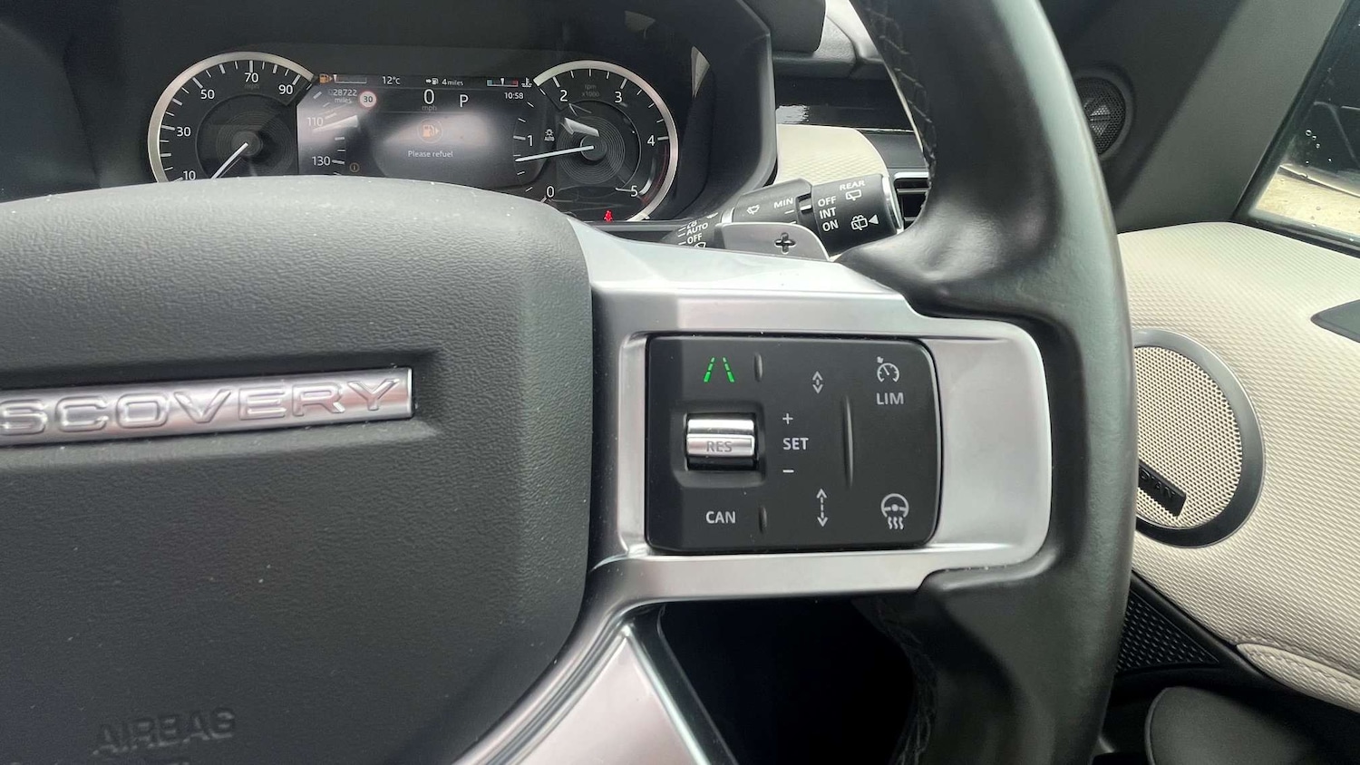 Used Land Rover Discovery 2022 for sale - 78187921: Photo 30