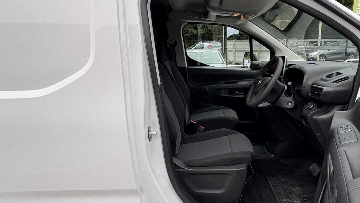 Used Vauxhall Combo 2025 for sale - 77862562: Photo 34