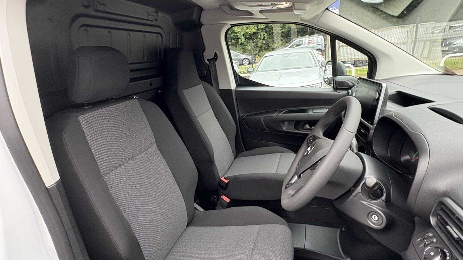 Used Vauxhall Combo 2025 for sale - 77862562: Photo 35