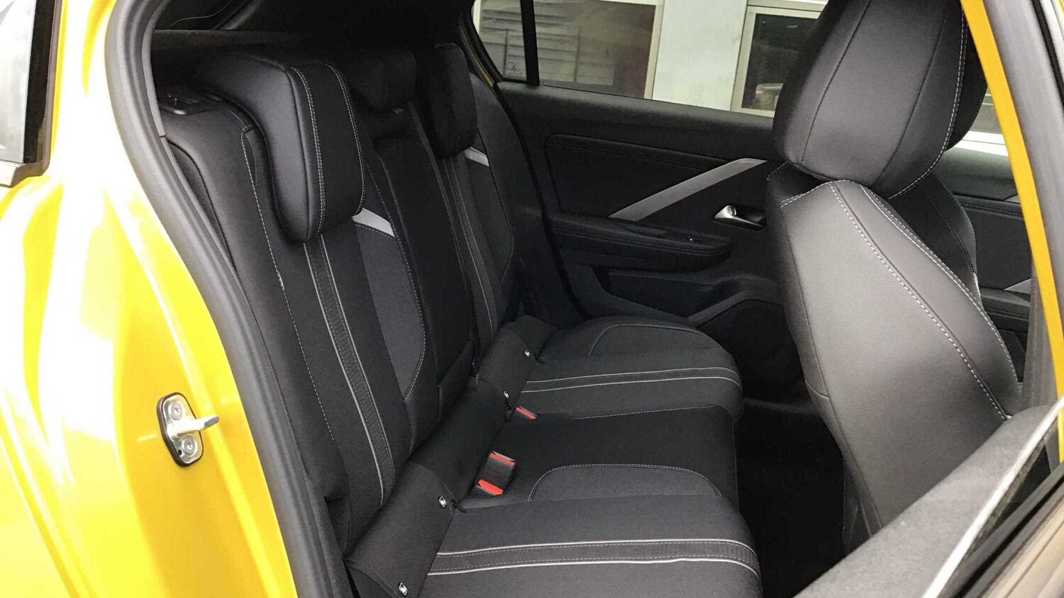 Used Vauxhall Astra for sale - 77860865: Photo 15