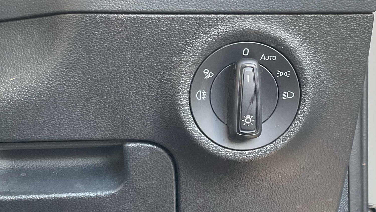 Used Skoda Karoq for sale - 77862561: Photo 29