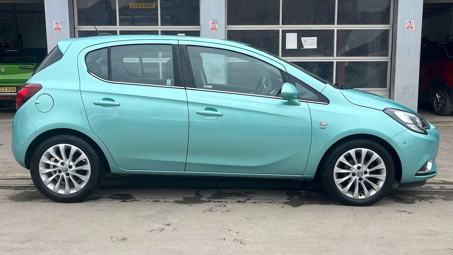 Used Vauxhall Corsa 2016 for sale - 77995826: Photo 5