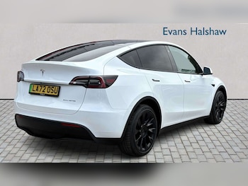 Used Tesla Model Y 2023 for sale - 79109400: Photo
