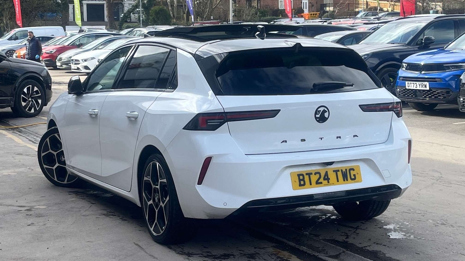 Used Vauxhall Astra for sale - 77860348: Photo 3