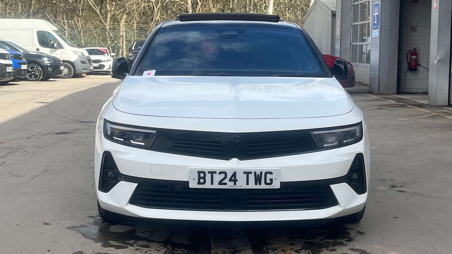 Used Vauxhall Astra for sale - 77860348: Photo 4