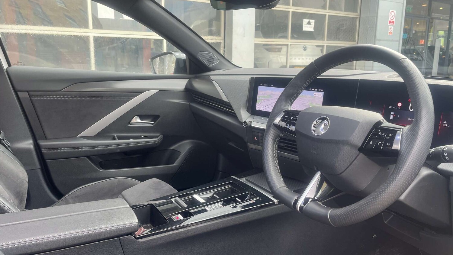 Used Vauxhall Astra for sale - 77860348: Photo 7