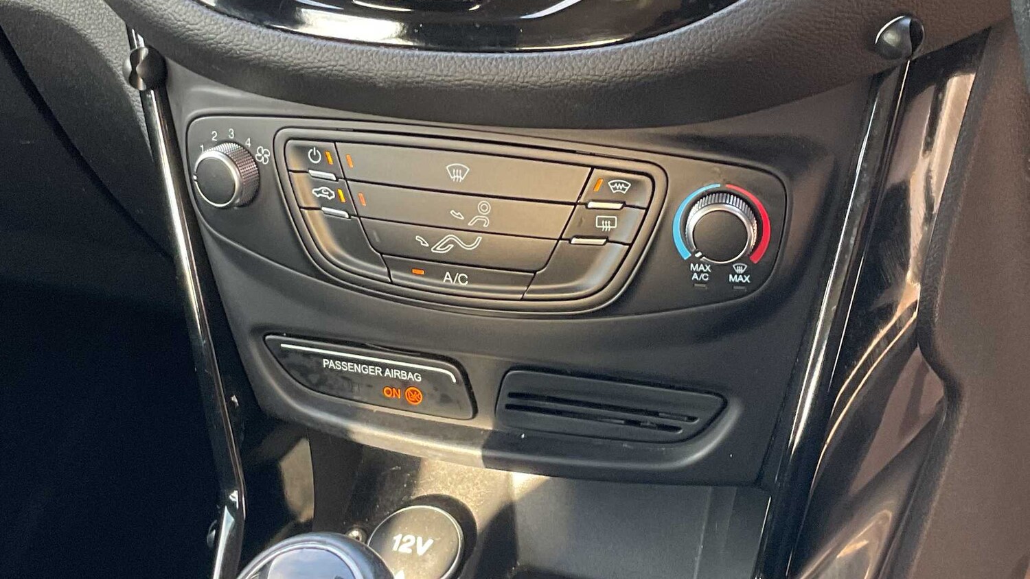 Used Ford B-MAX for sale - 77860123: Photo 26