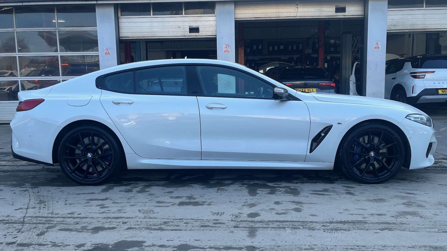 Used BMW 8 Series for sale - 77862133: Photo 6