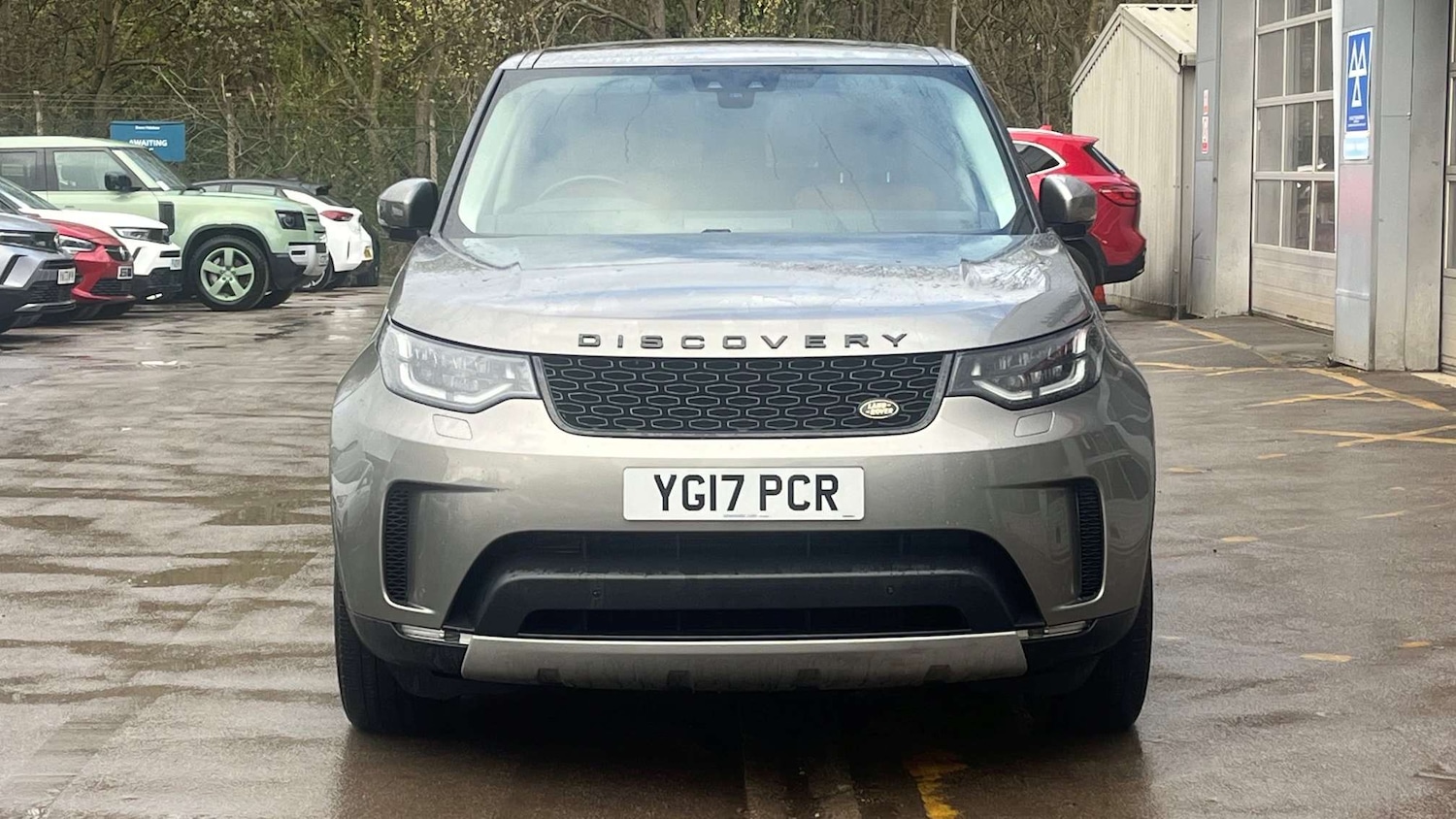 Used Land Rover Discovery 2017 for sale - 78187912: Photo 4