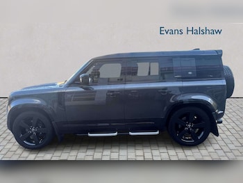 Used Land Rover Defender 2022 for sale - 79579311: Photo