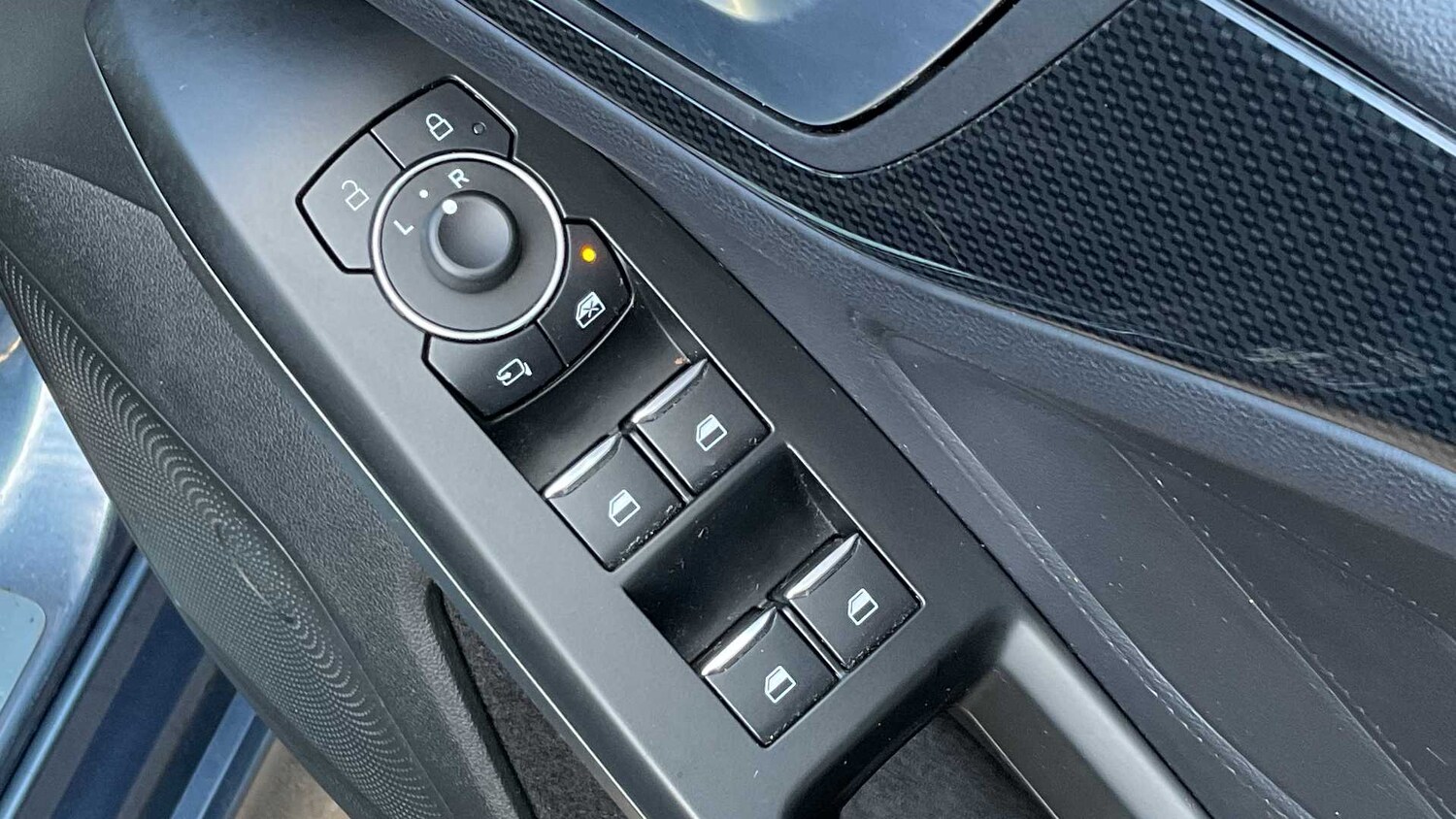 Used Ford Focus for sale - 77857171: Photo 28