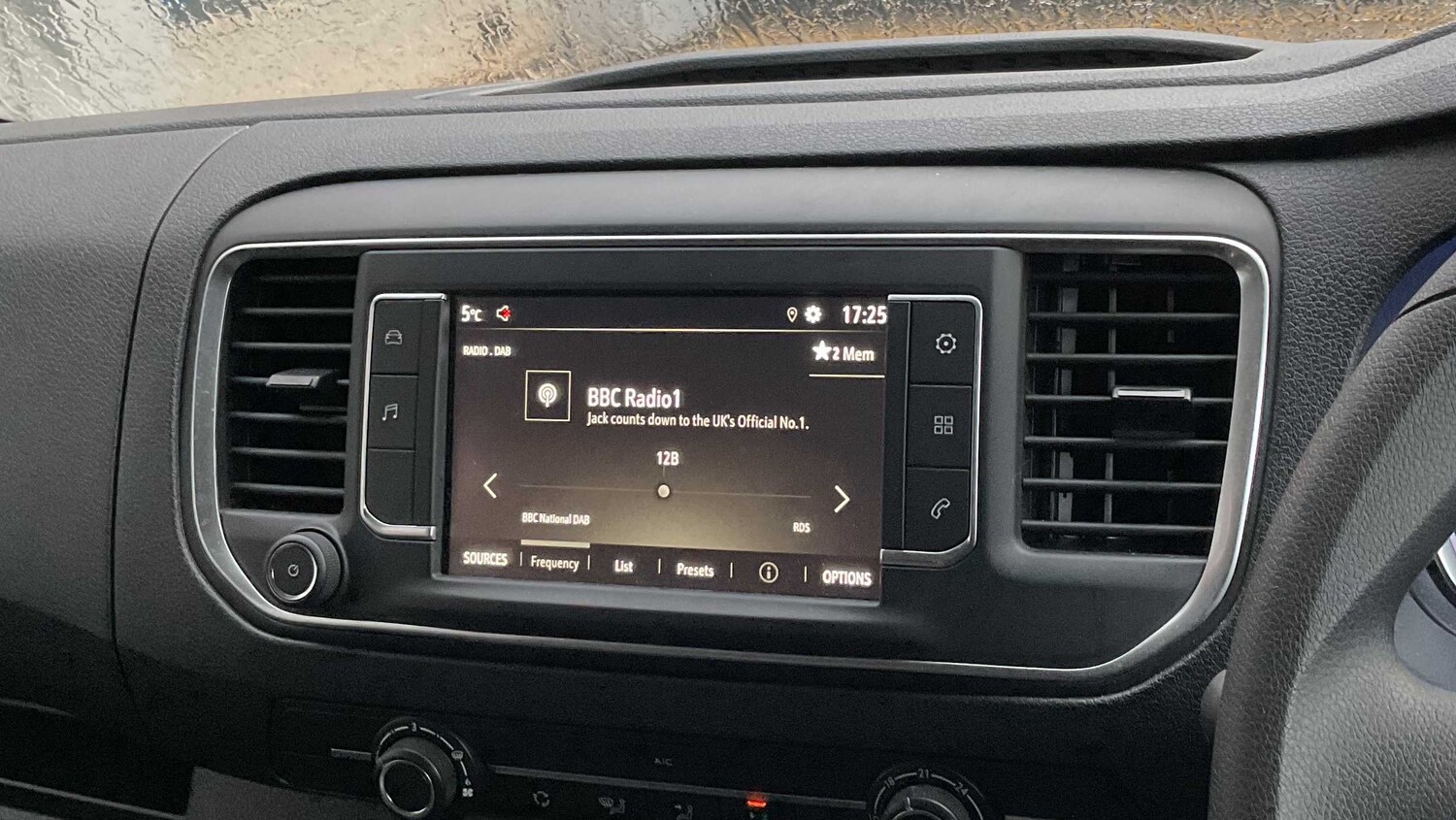 Used Vauxhall Vivaro Life 2023 for sale - 77885853: Photo 10