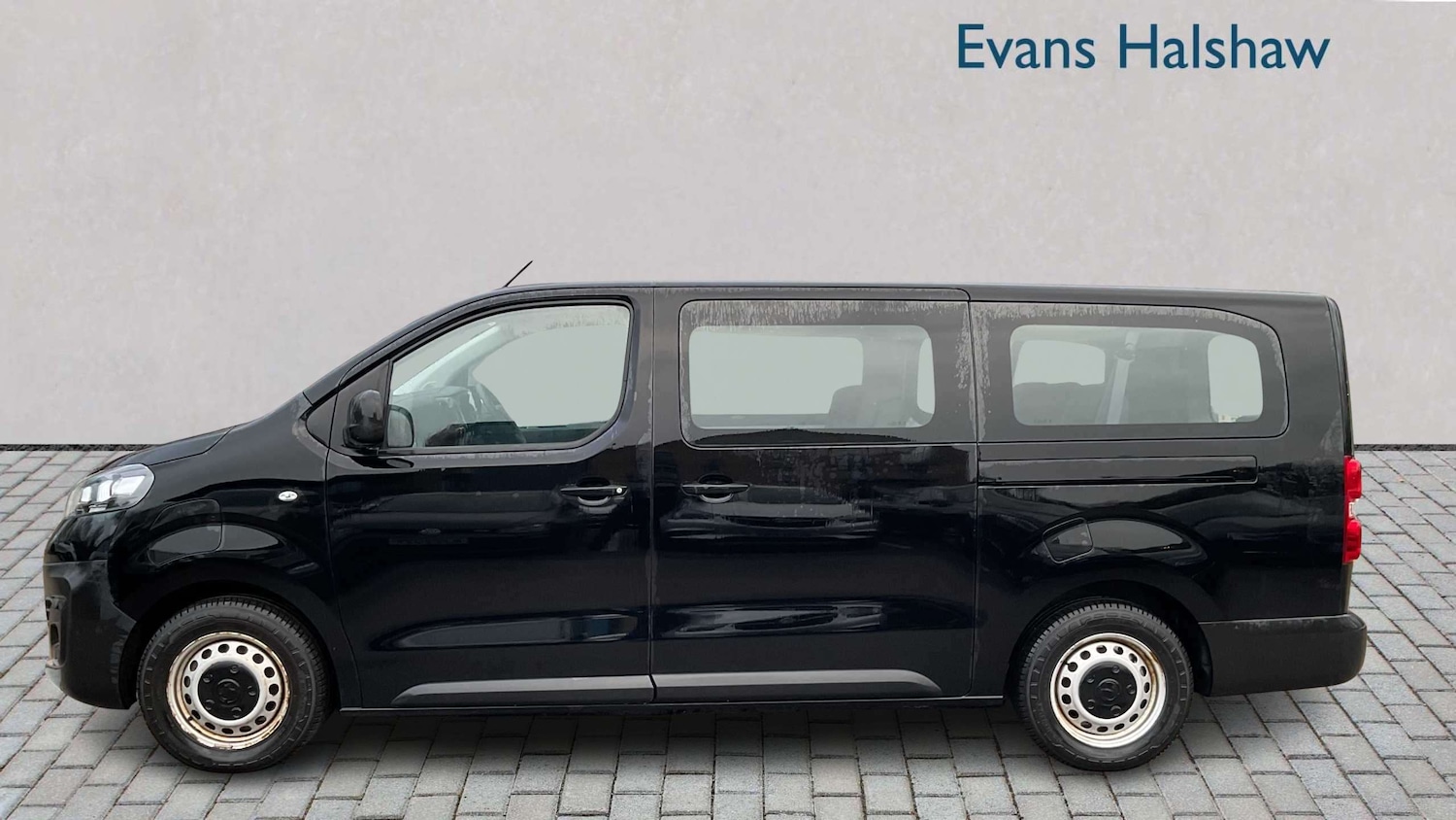 Used Vauxhall Vivaro Life 2023 for sale - 77885853: Photo 4