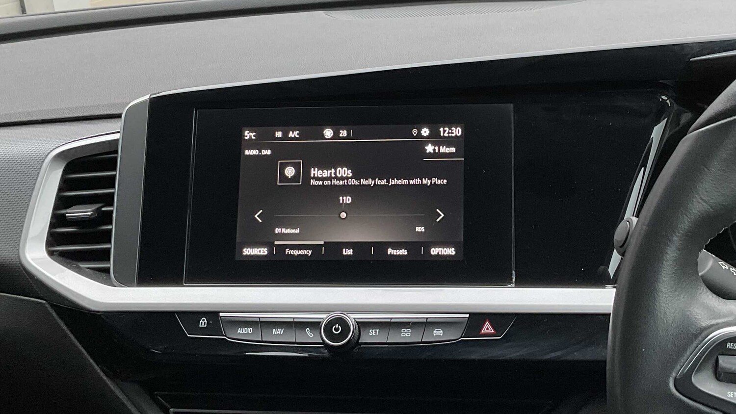 Used Vauxhall Grandland for sale - 77861536: Photo 23