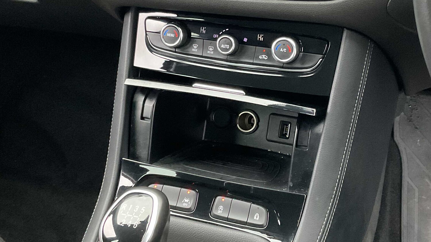 Used Vauxhall Grandland for sale - 77861536: Photo 24