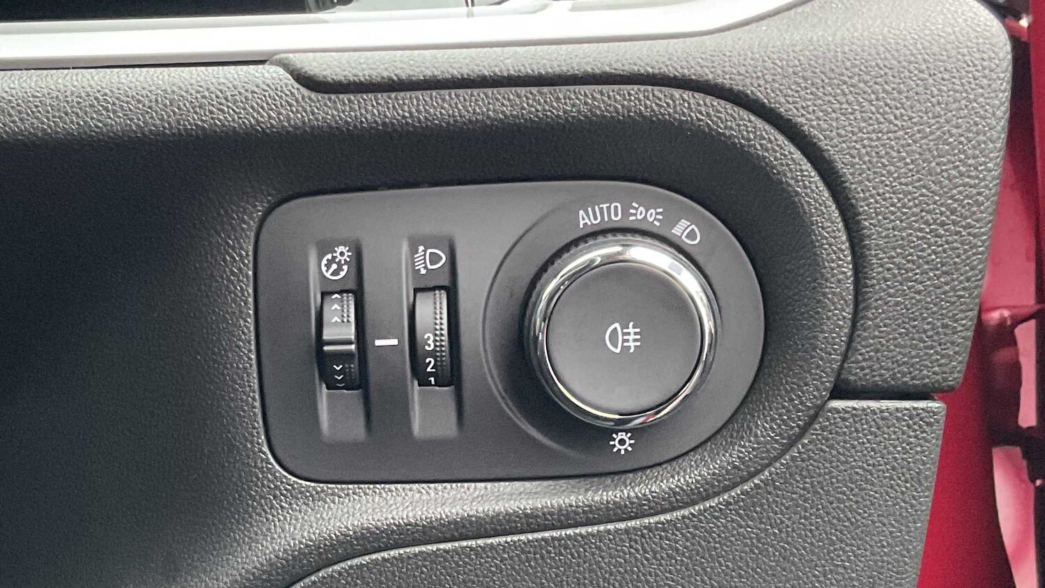 Used Vauxhall Grandland for sale - 77861536: Photo 25