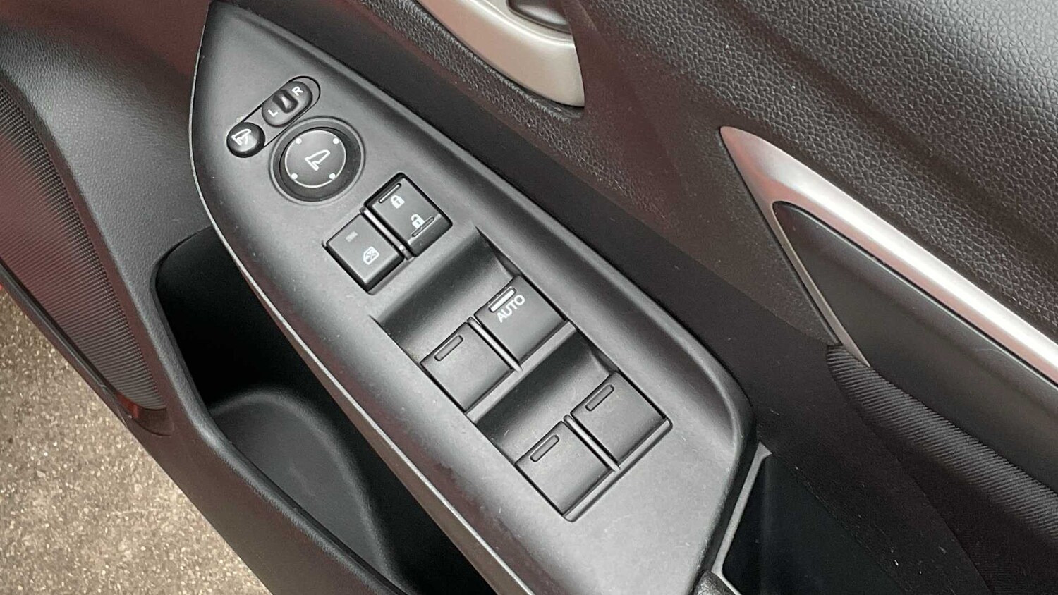 Used Honda Jazz 2016 for sale - 77856407: Photo 25