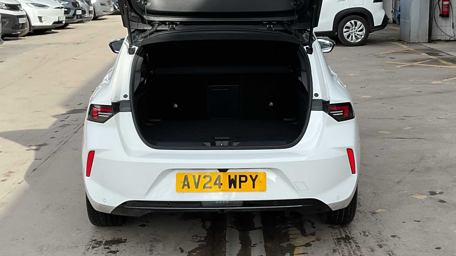 Used Vauxhall Astra 2024 for sale - 77928510: Photo 30