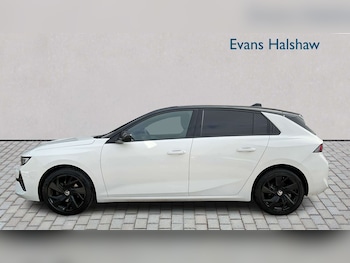 Used Vauxhall Astra 2024 for sale - 77928510: Photo