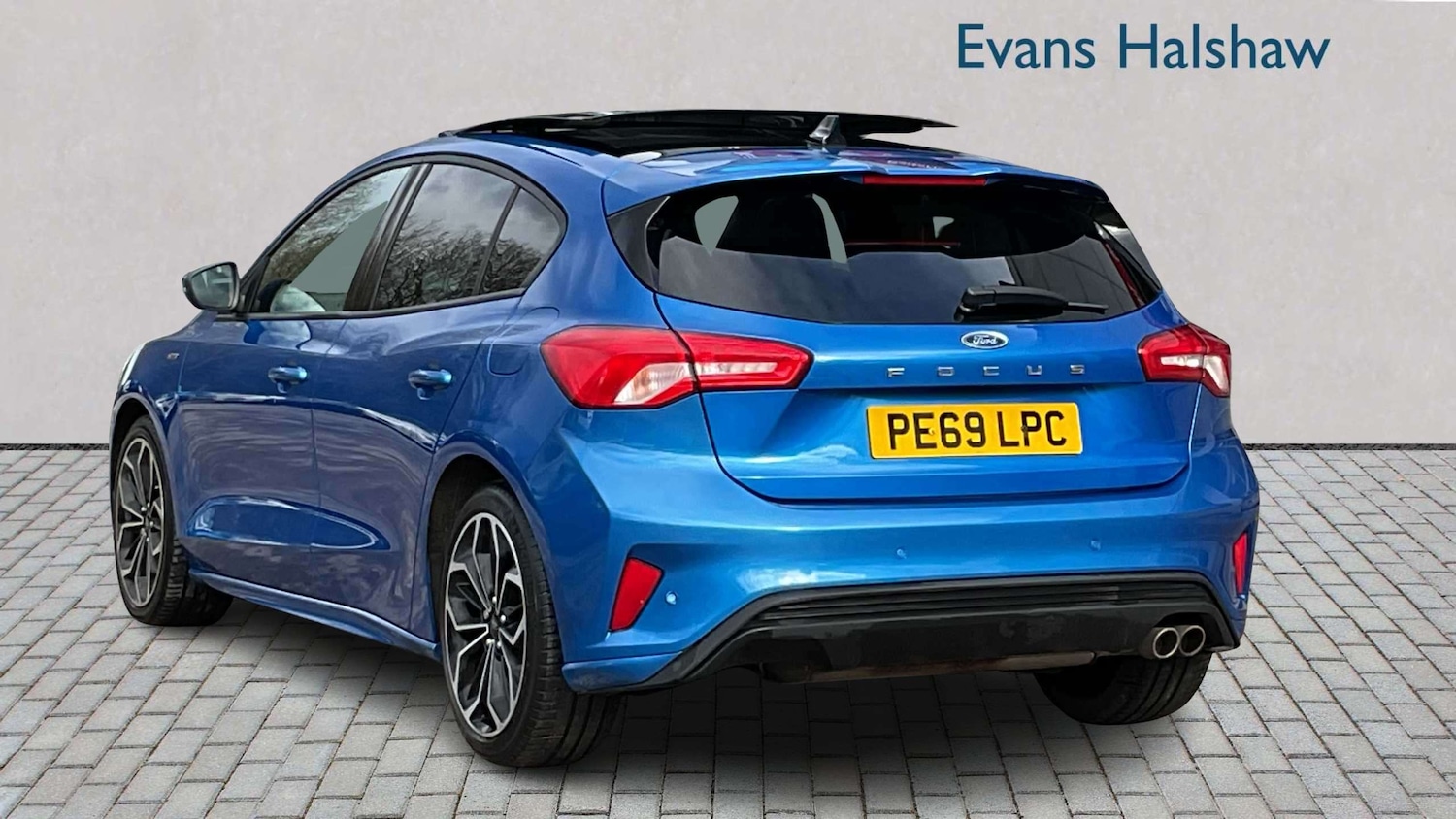 Used Ford Focus 2019 for sale - 77886080: Photo 3