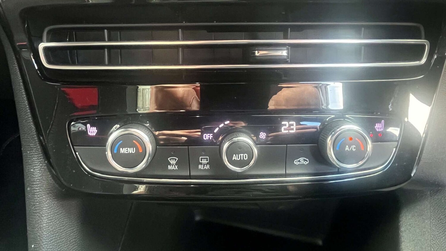 Used Vauxhall Mokka 2022 for sale - 78089945: Photo 15